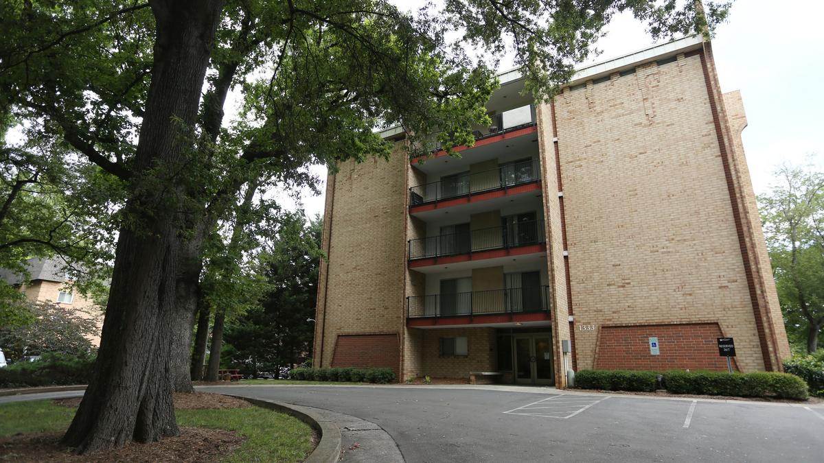 Bid put forth to buy Queens University dormitory site Charlotte