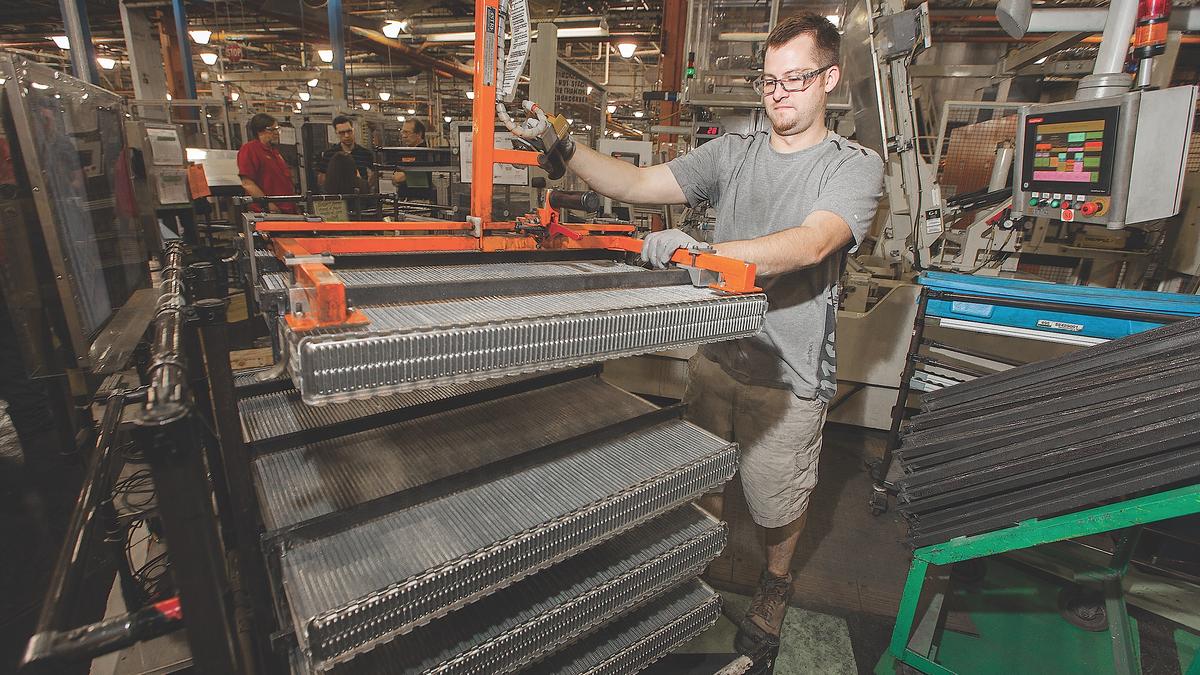 GM plant in Lockport plays important role in auto manufacturing