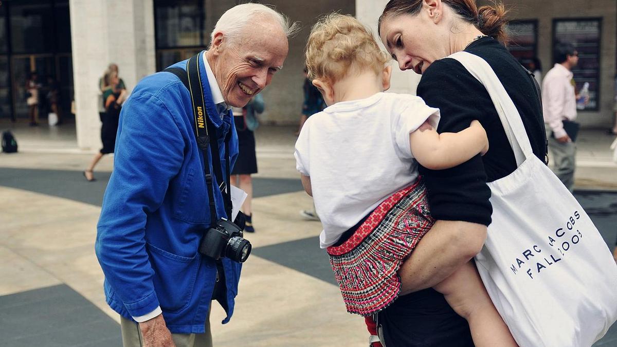 New York Times' pioneering street style photographer Bill Cunningham ...