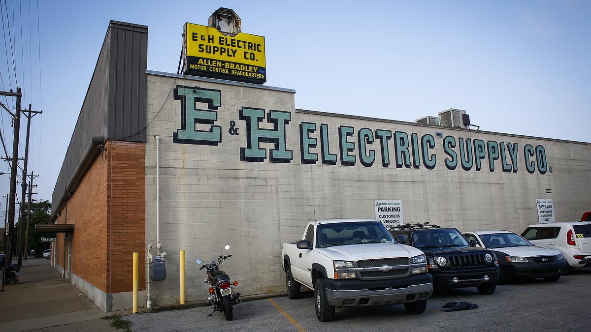 Solid Light to consolidate operations in building it bought at Fifth