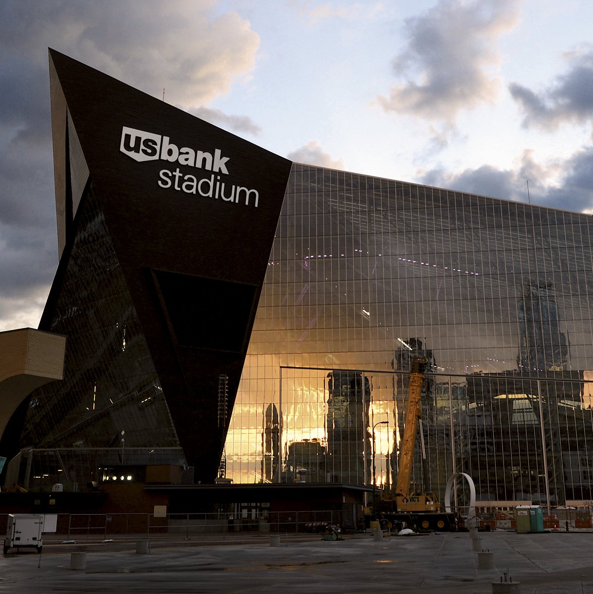 Experiencing the Outdoors Inside the New Minnesota Vikings Stadium