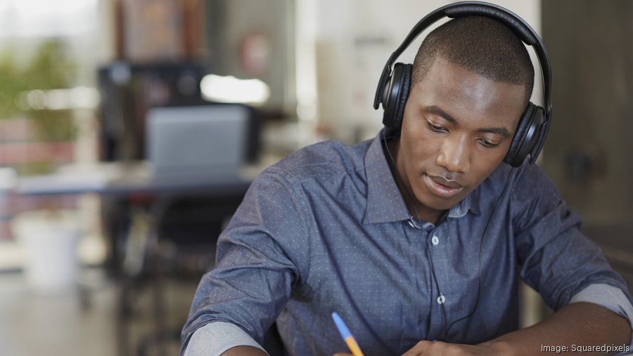 Managing: Getting employees' attention when they're wearing headphones