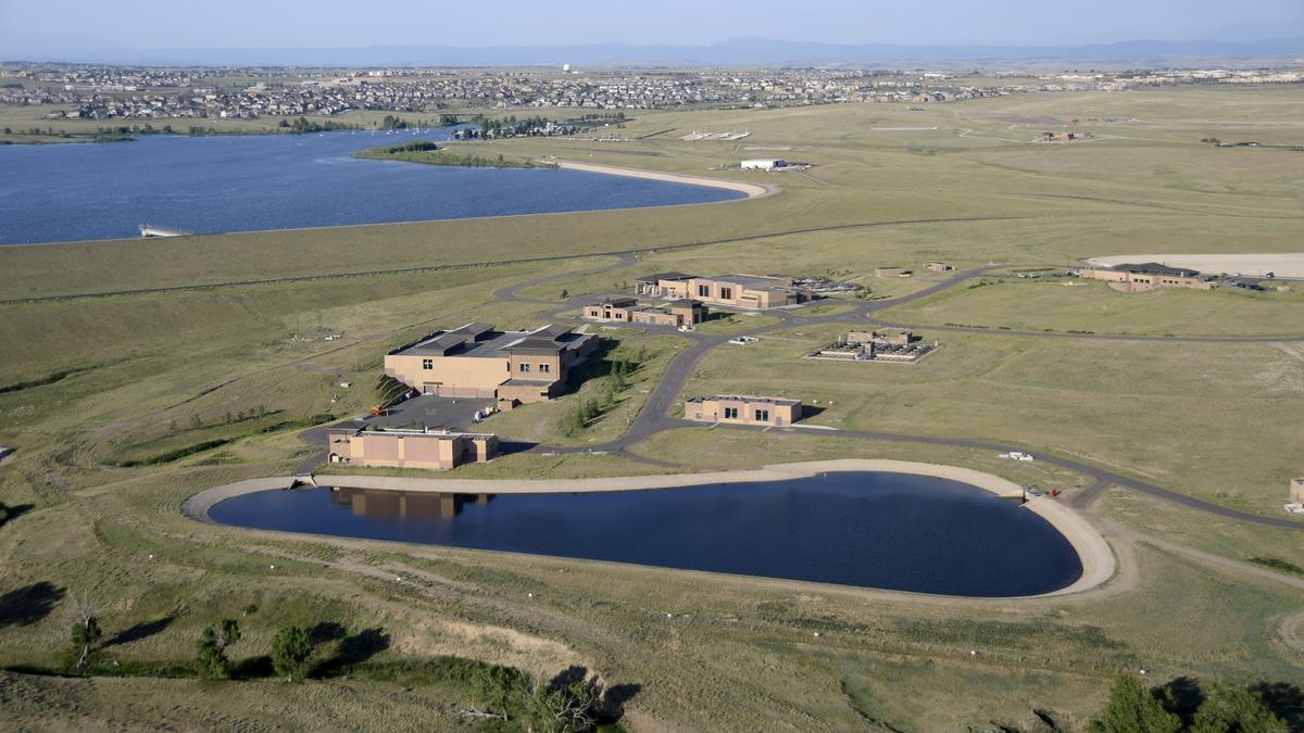 Aurora sells millions in bonds for billions of gallons of water