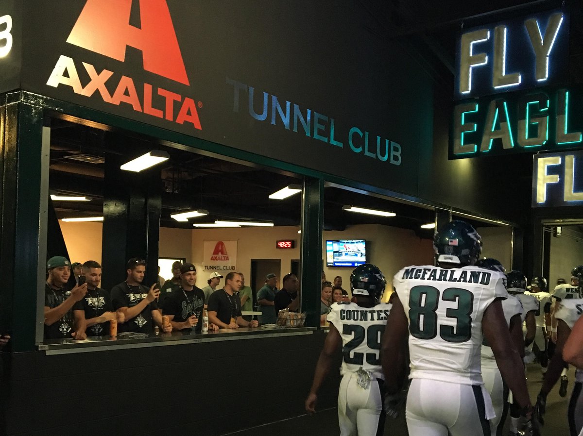 Philadelphia Eagles Add Tunnel Club to Lincoln Financial Field - Football  Stadium Digest