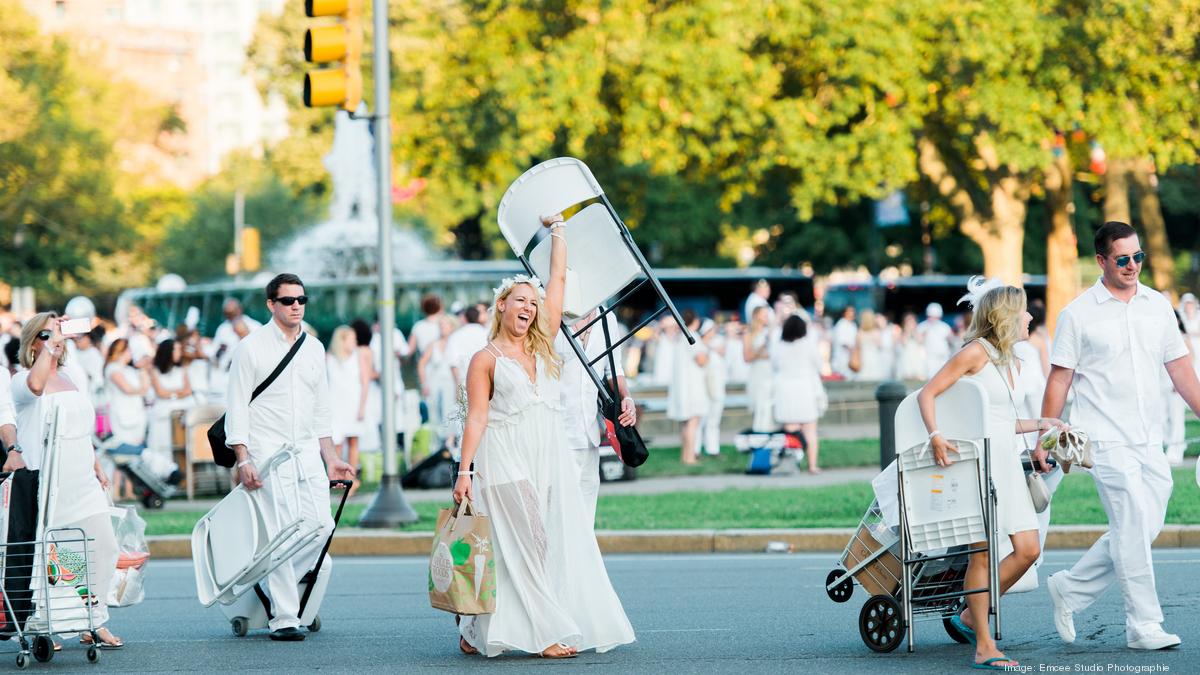 Diner en Blanc takes over Art Museum, Rocky steps Philadelphia