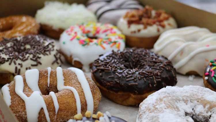 duck-donuts-assortment-2-e1461089711840*750xx750-422-0-39.jpg