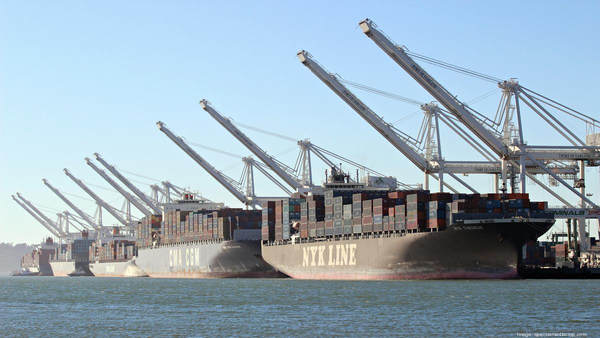 Longshoremen in laborcontract negotiations with West Coast ports San