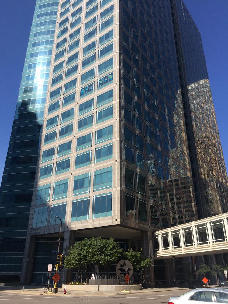 Ameriprise headquarters tower in Minneapolis sells for 200M