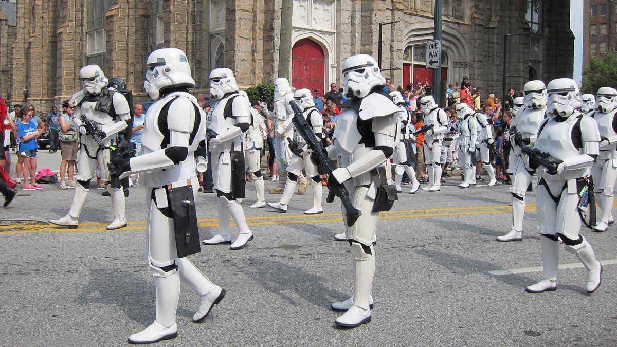 Dragon Con attendance hits record 77,000 in 2016 Atlanta Business