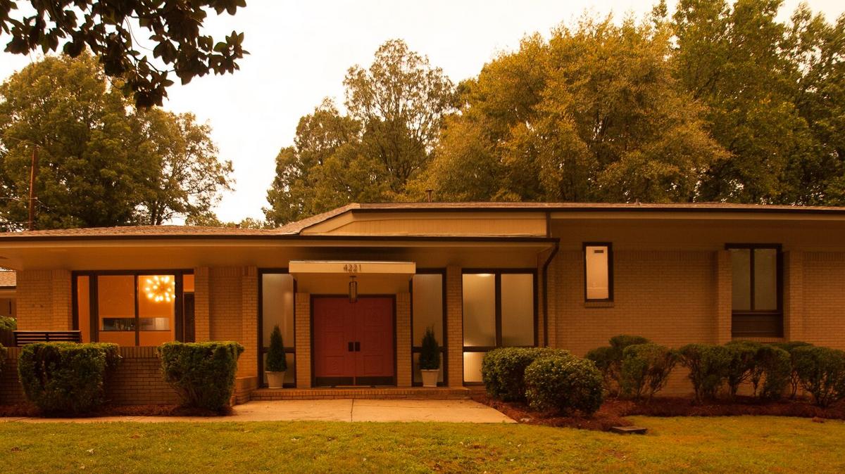 Inside Look Hyde Park home designed by former Charlotte mayor hits market for 550,000