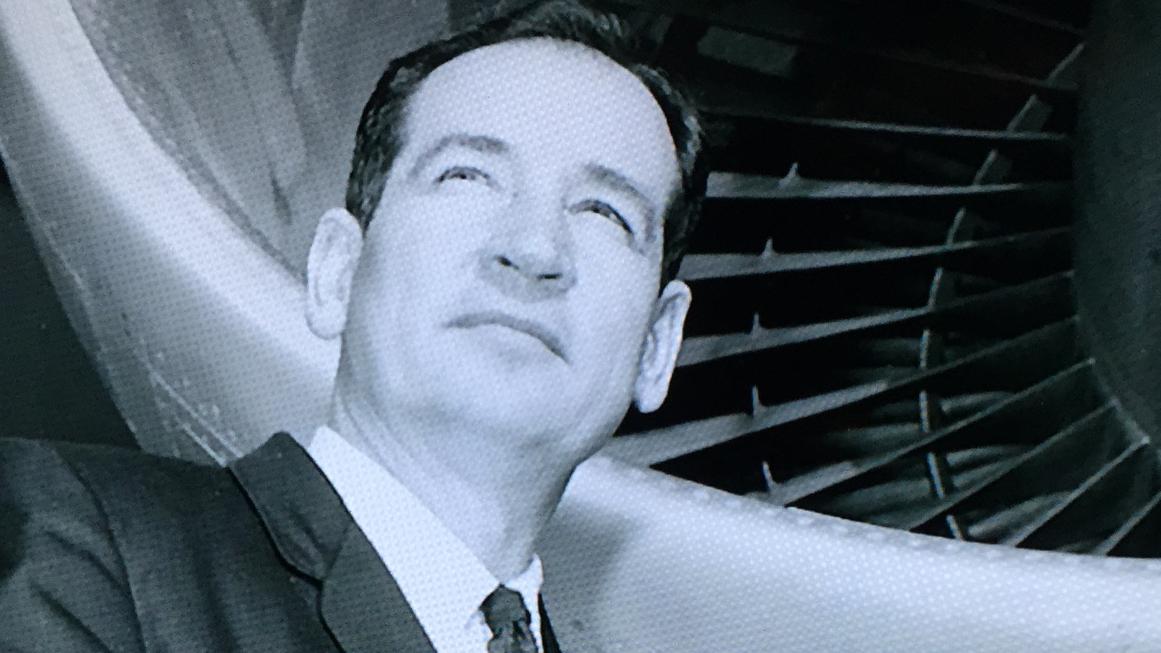 Hundreds attend memorial service for Joe Sutter, father of the Boeing