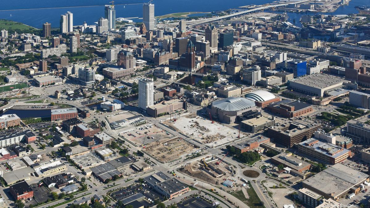 See the Milwaukee area's construction boom — from the air Slideshow