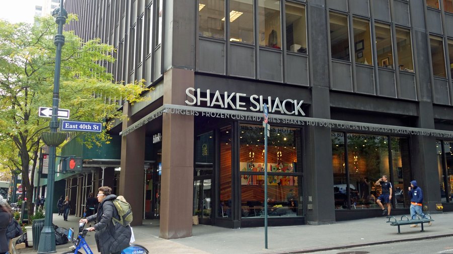 Shake Shack tests mobile app ordering in New York