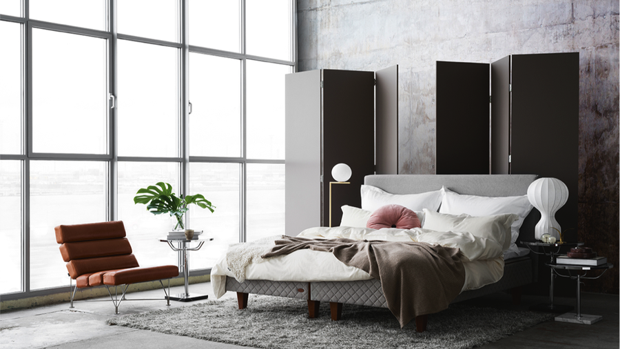 Duxiana brings mattresses and The Shade Store opens in Cady’s Alley in