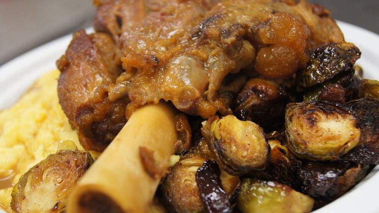 bluescreek-farm-meats-lamb-shank*750xx2048-1151-0-0.jpg