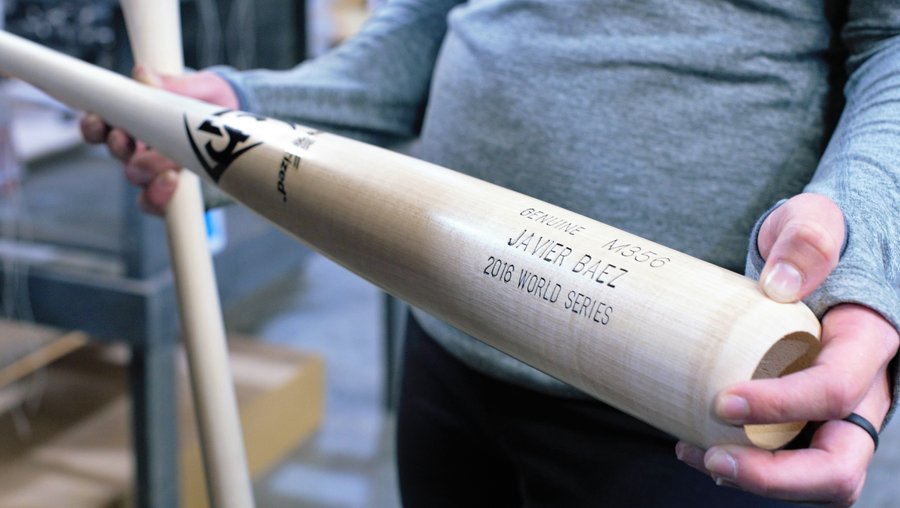 Louisville Slugger designing keepsakes for Cubs fans after World