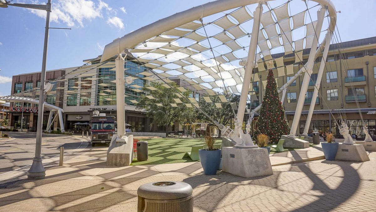 The Domain celebrates 15th anniversary as North Austin shopping