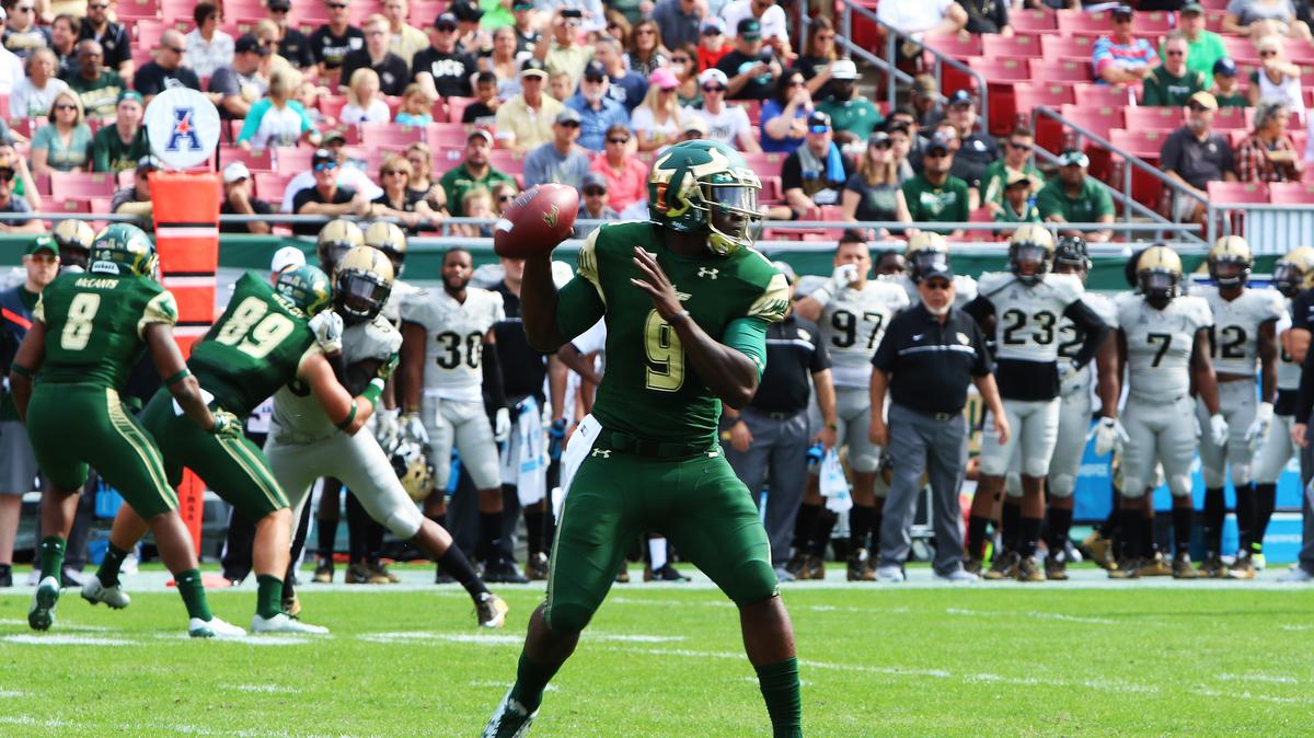 Scenes from the USF vs. UCF Thanksgiving weekend game Tampa Bay