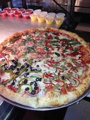 goodfellaspizzeriapizza*304.jpg