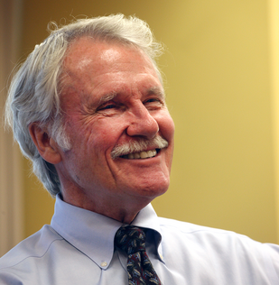 778367086 Kitzhaber, seven other governors align to back zero-emission vehicles | Sustainable Business Oregon
