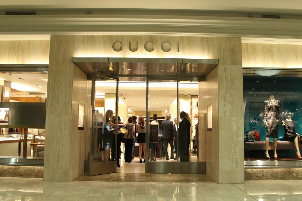 lenox square gucci