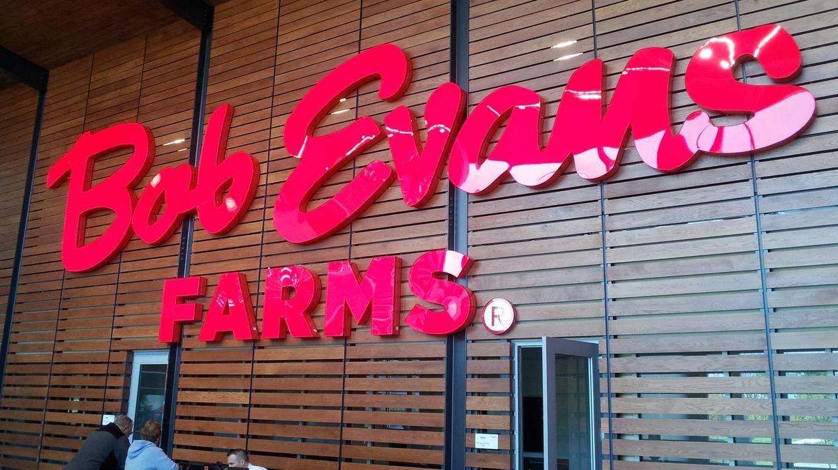 Bob Evans Eggs to come from cagefree chickens by 2025 Columbus