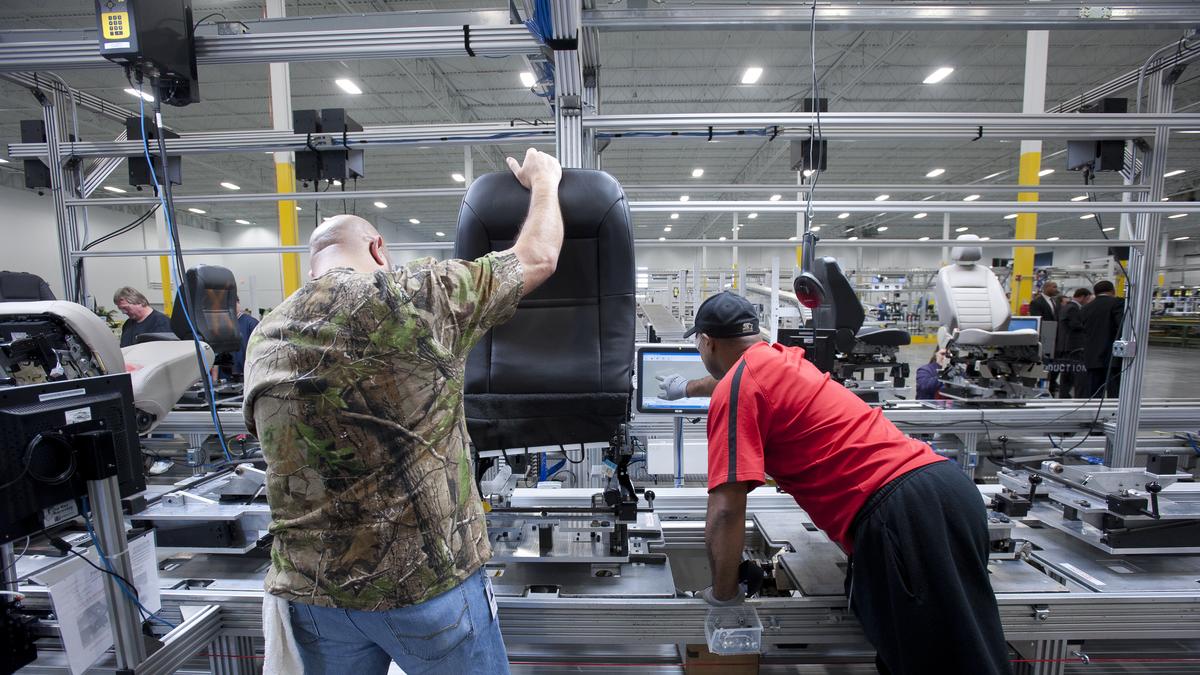 Magna Seating of America will beef up Bullitt County workforce with