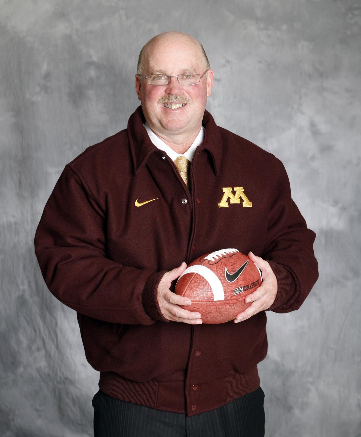 university-of-minnesota-extends-football-coach-jerry-kill-s-contract-with-big-raise-minneapolis-st-paul-business-journal