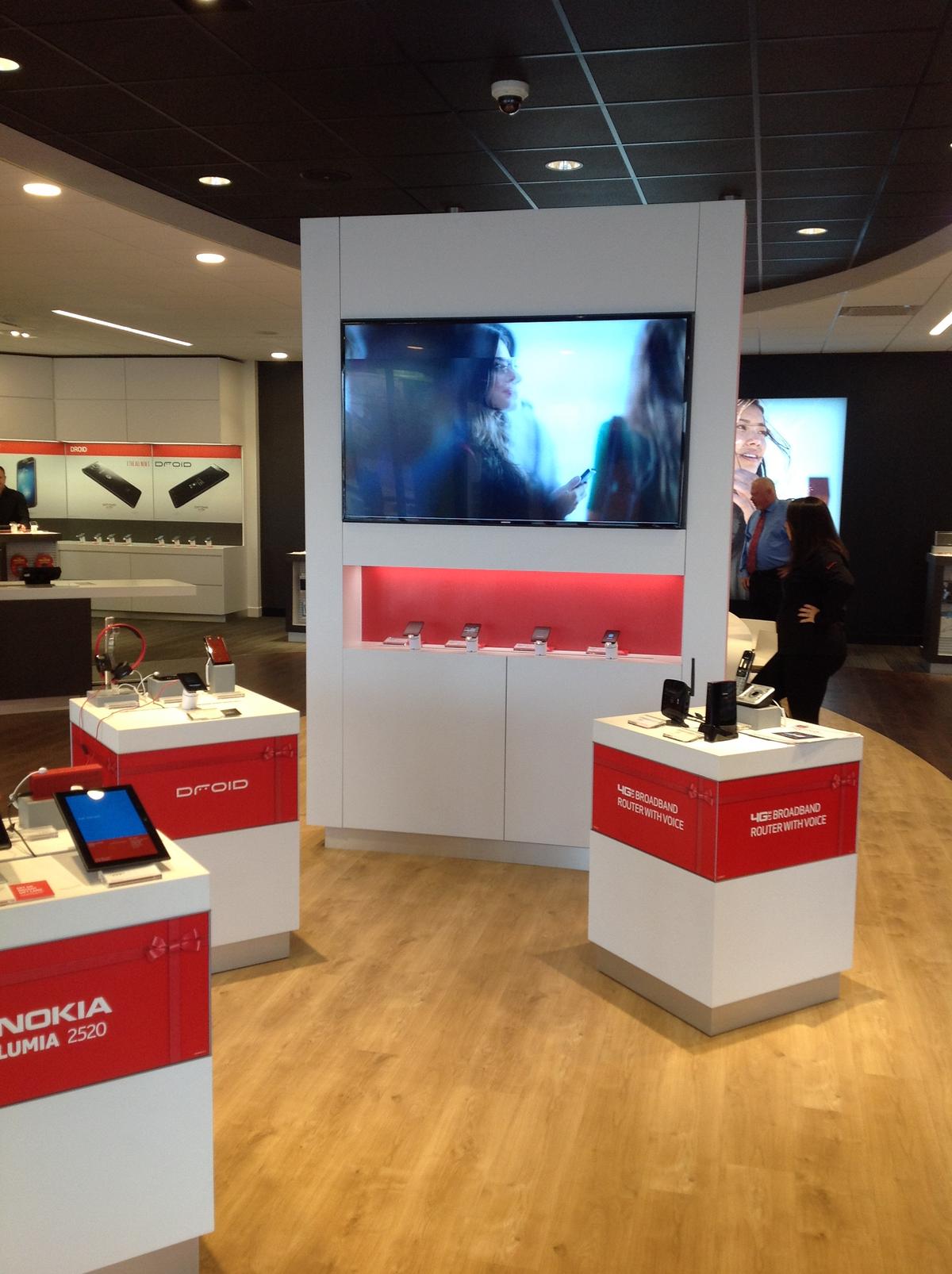 Verizon Wireless Corporate Store - n3wzp43