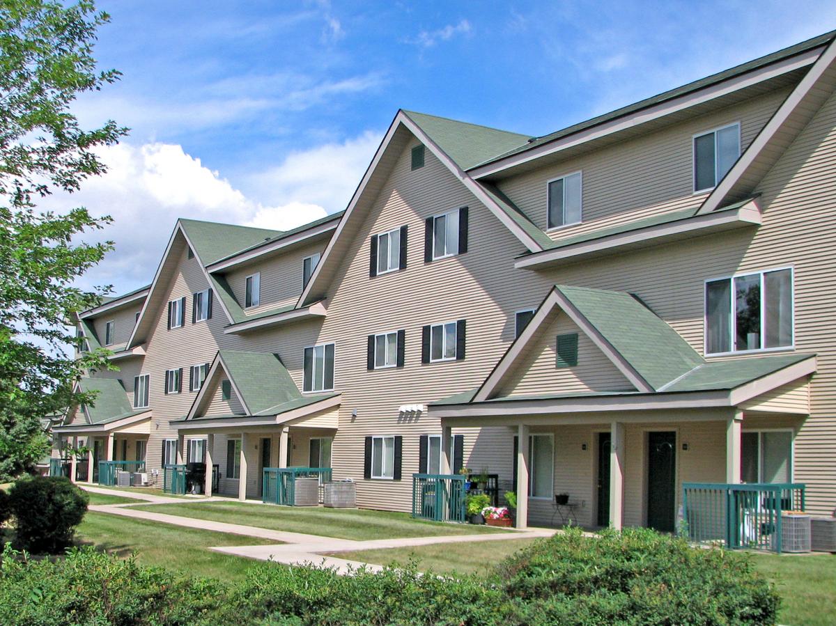 Local group pays 41M for Eagan apartment complex Minneapolis / St