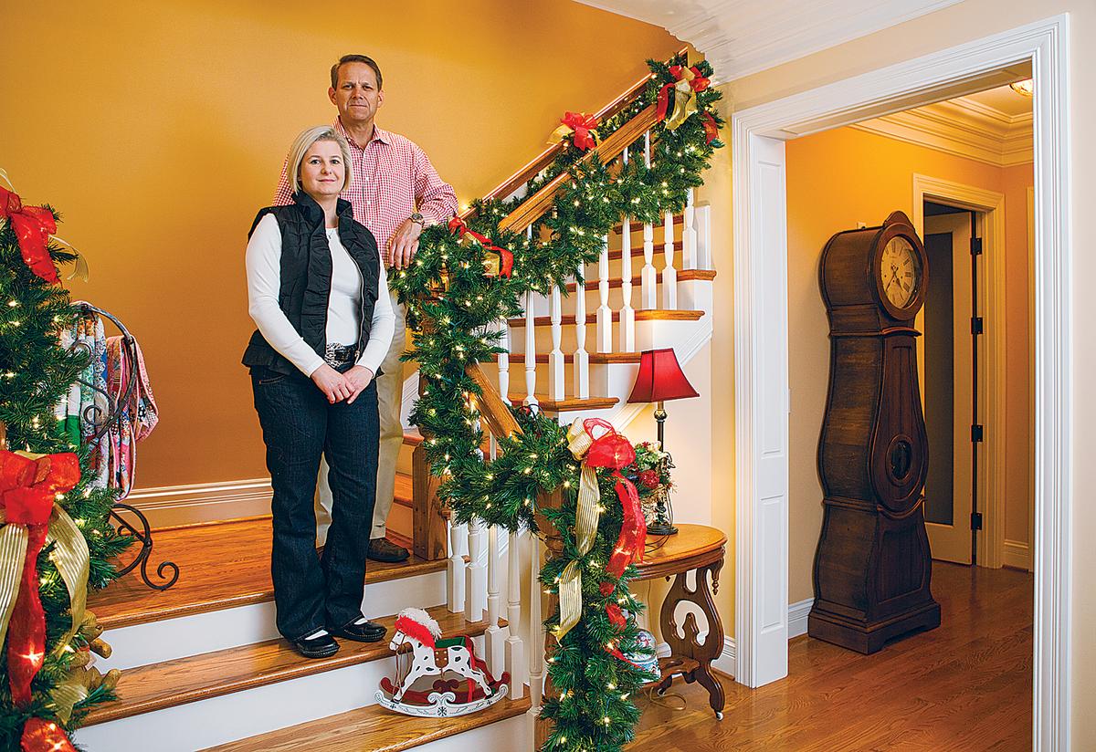 Image: Doctor’s home decor includes Disney-themed Christmas tree, Santa’s sleigh - Louisville