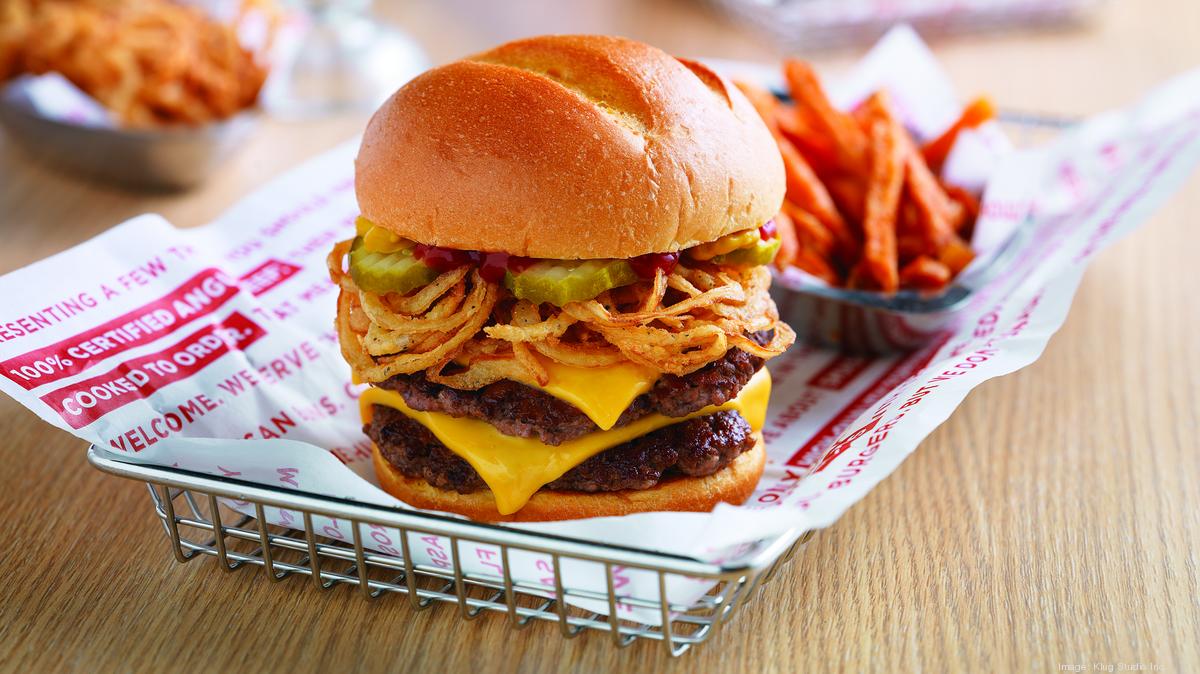 Smashburger heads to airports for newest locations Denver Business