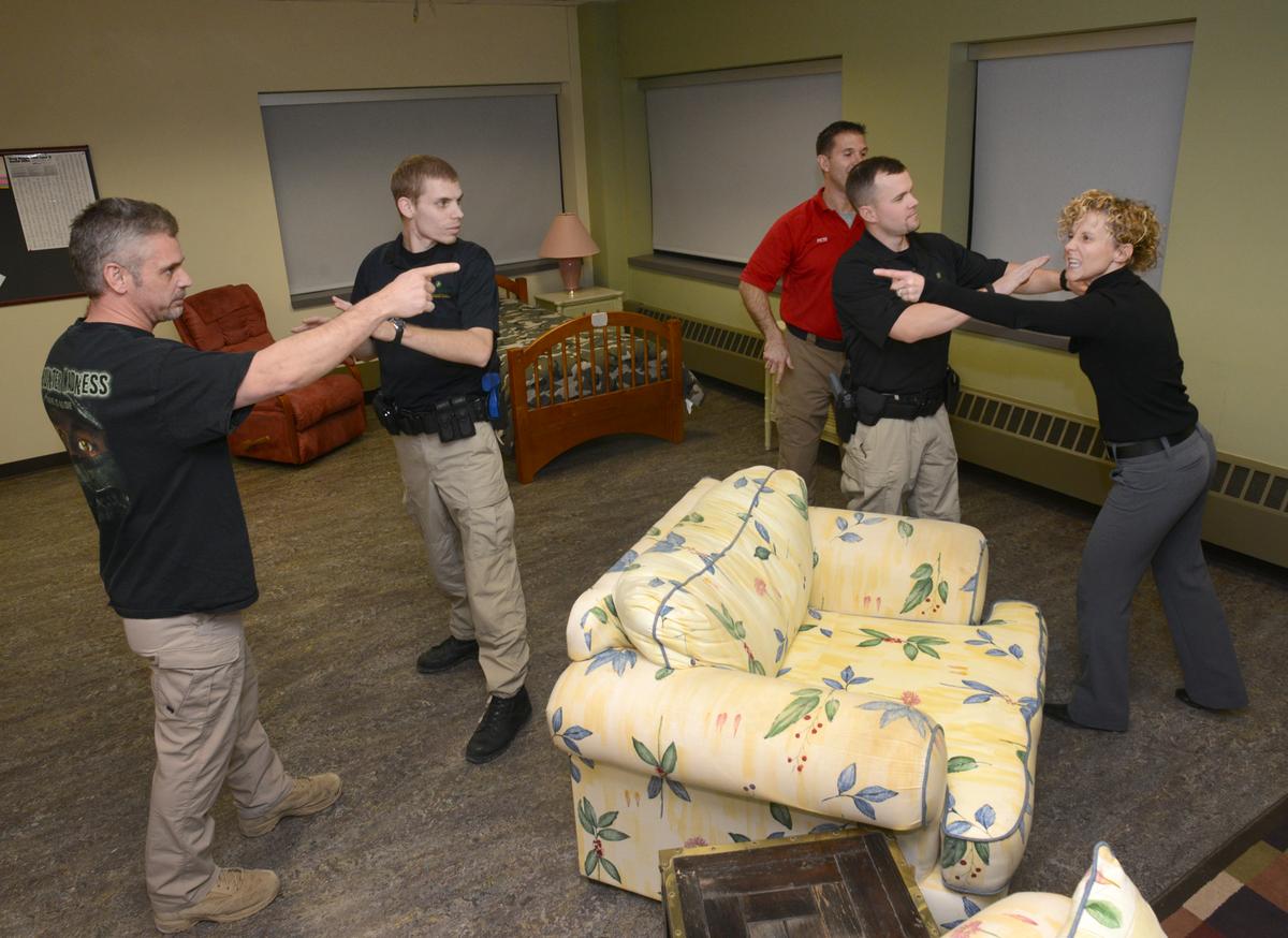 Rasmussen's new lab gives law enforcement trainees realistic scenarios