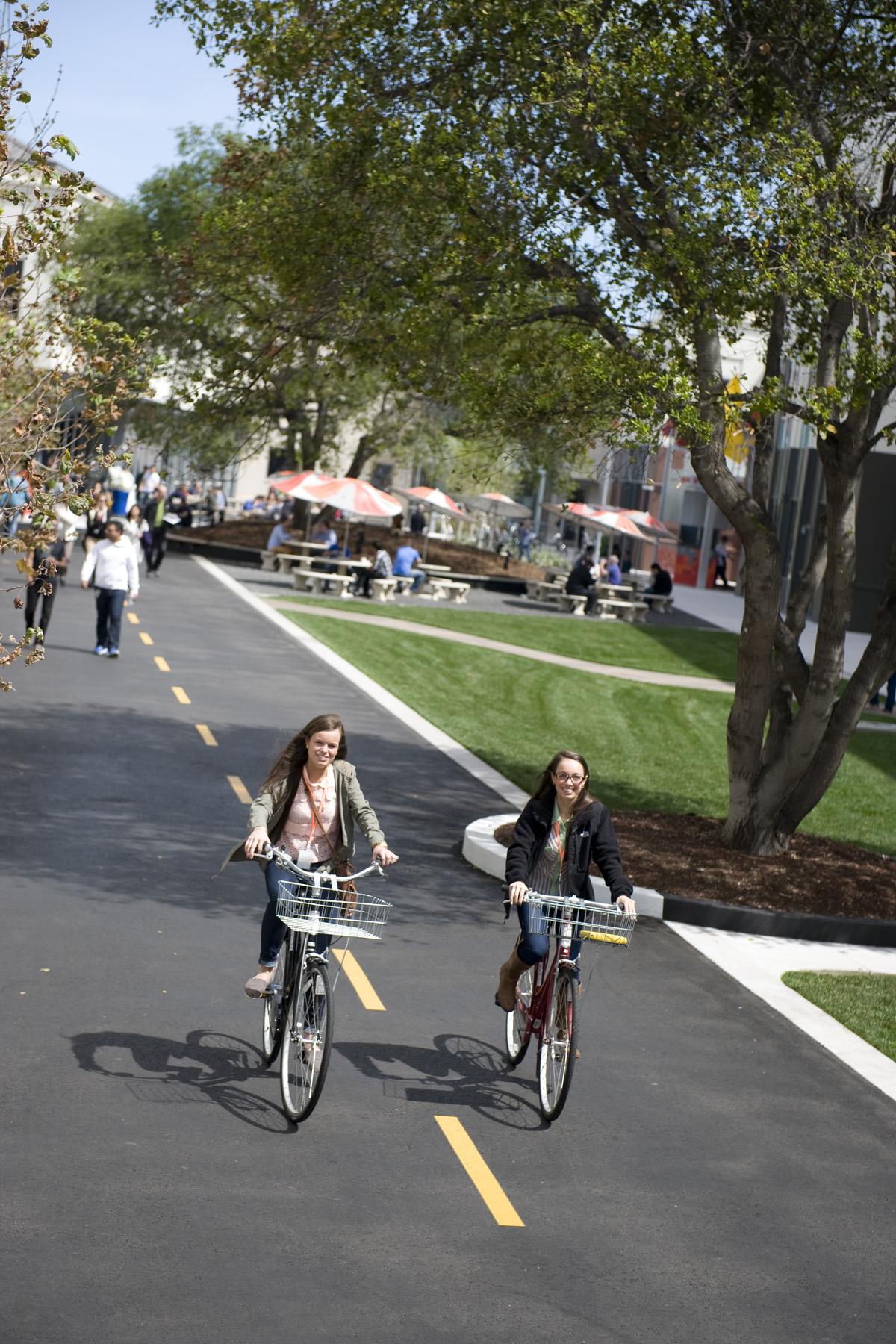 Facebook’s 12 most fantastic employee perks Silicon Valley Business