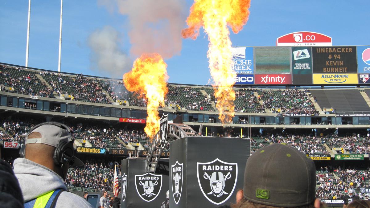 Oakland Raiders on track to sell out of season tickets for first