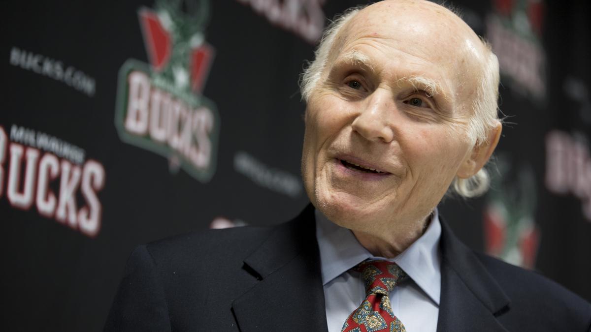 Herb Kohl not ready to declare 'a winner' in Bucks investor search