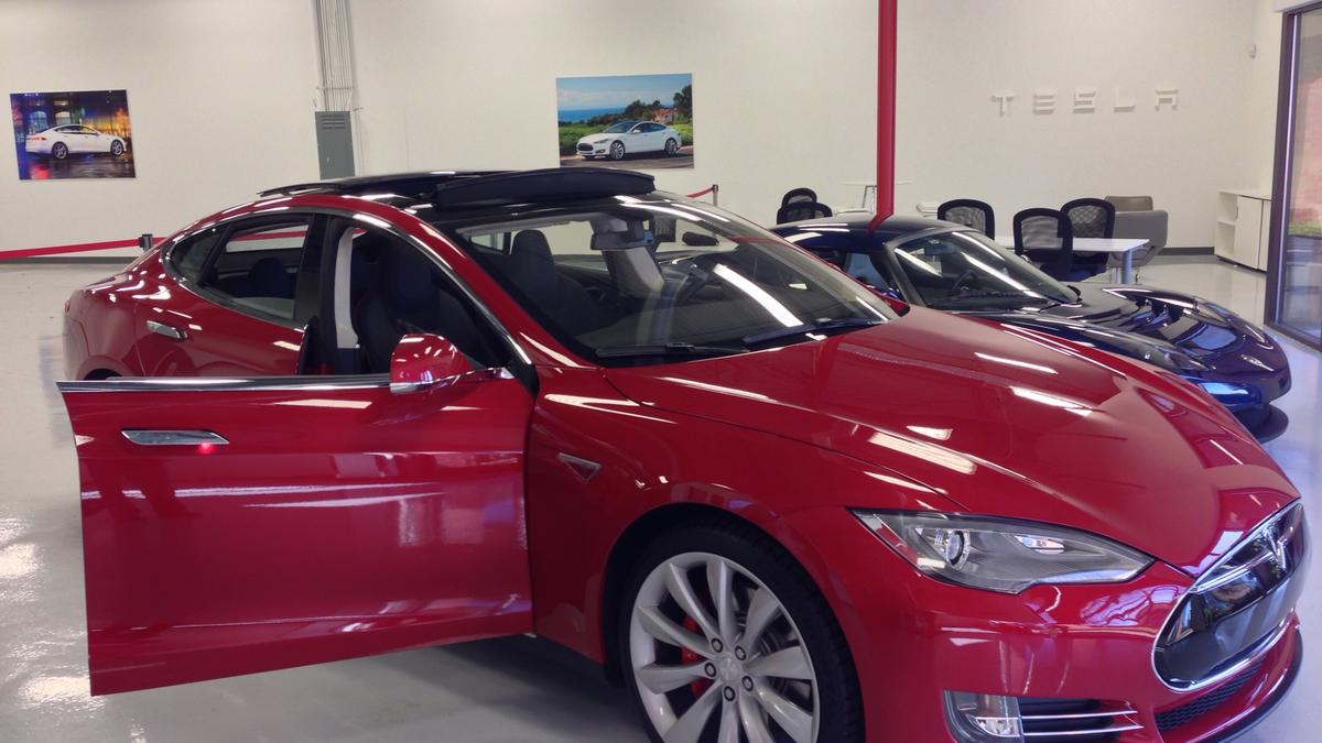 Tesla Motors seeks to dismiss dealers' petition to ban Tesla