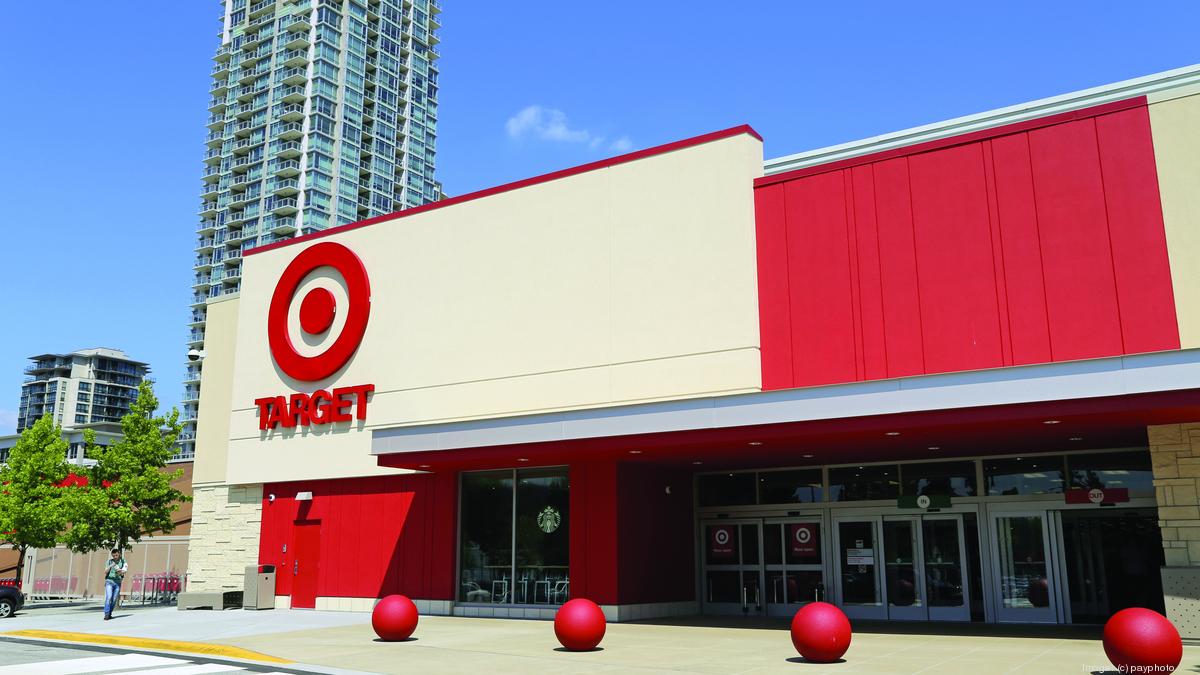 Target data breach could cost retailer more than 1B, analysts say