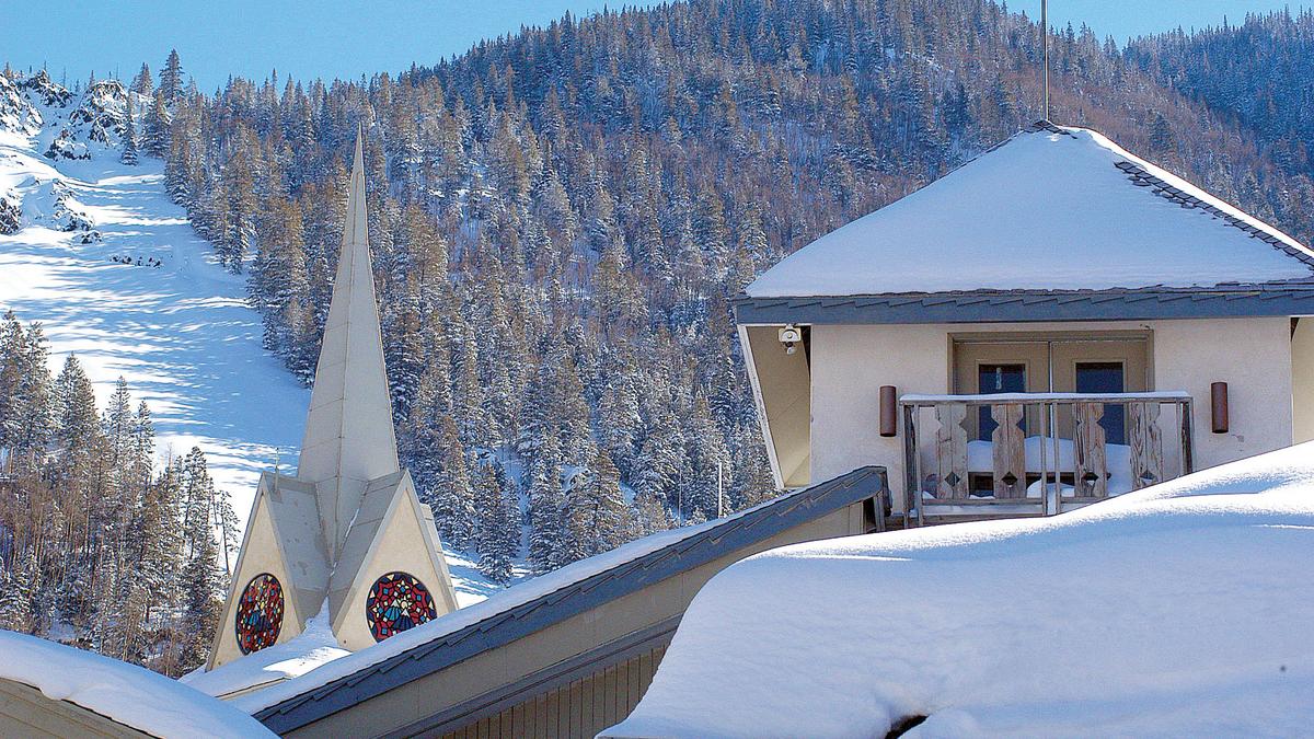 Αποτέλεσμα εικόνας για Taos voted Best Ski Town in USA