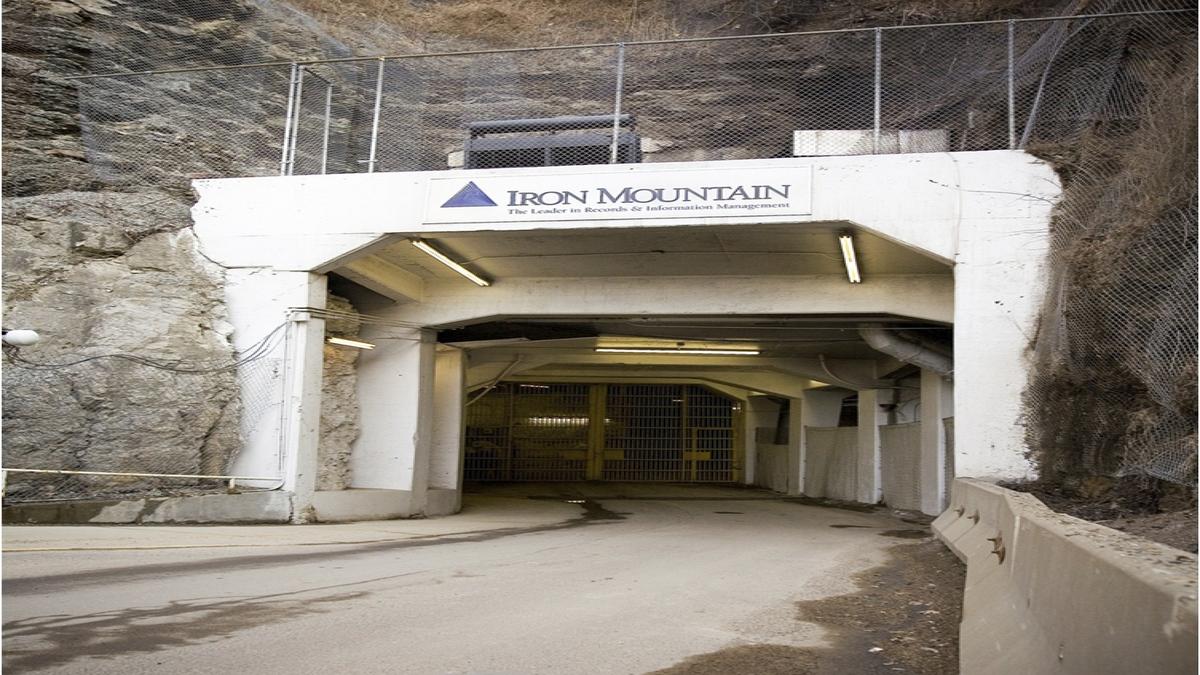 Iron Mountain Expands Pennsylvania Data Center Pittsburgh Business Times Iron Mountain Expands Pennsylvania Data Center Pittsburgh Business Times