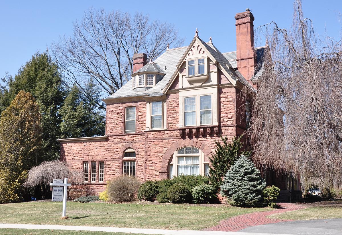University at Albany's presidential mansion in Washington Park, NY