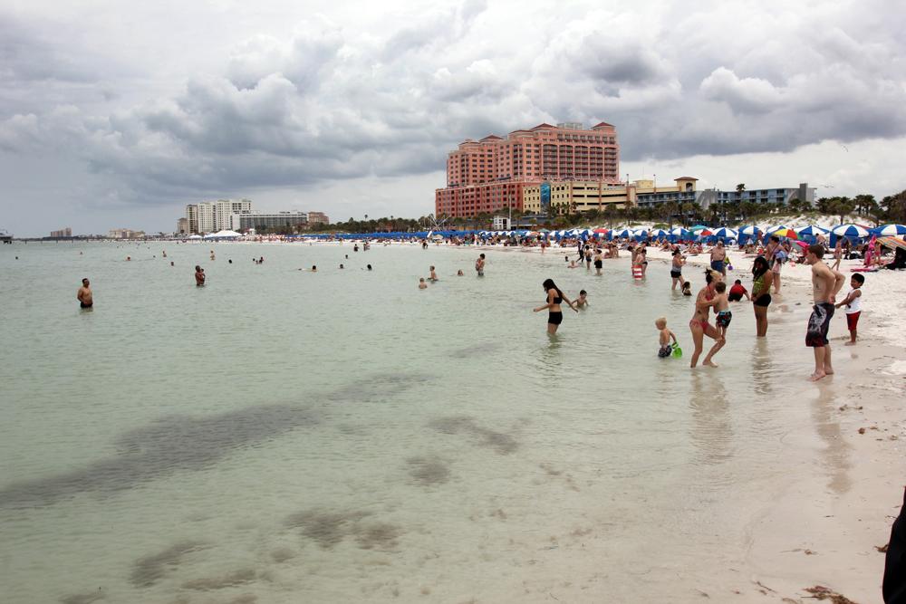 Sun, Sand, and Savings: Finding Free Parking at Clearwater Beach