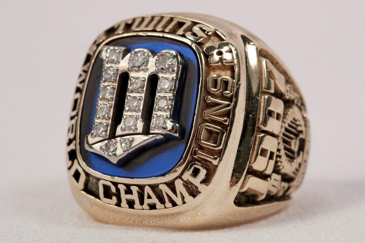 Pawn America selling 1987 Twins World Series ring - Minneapolis / St. Paul  Business Journal