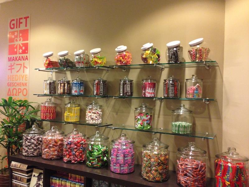 GIFT store lets Sheraton Waikiki guests choose their own inroom