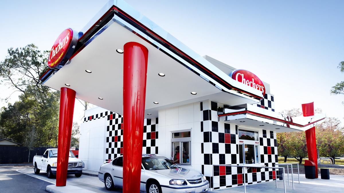 Checkers/Rally's owner adding TGI Fridays to its roster Tampa Bay