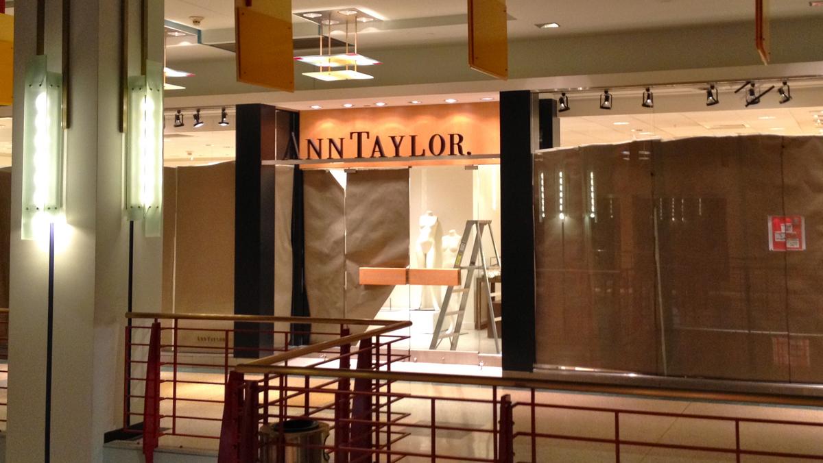 Ann Taylor closes Gaviidae Common Skyway level store in Minneapolis
