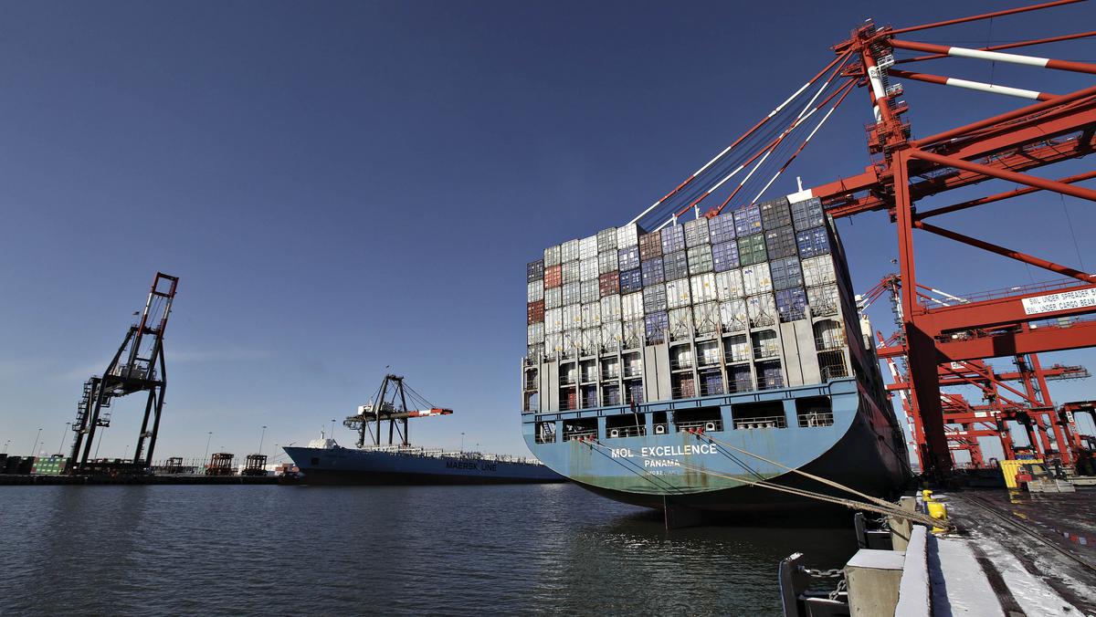 Port Newark labor fight pits union, shippers against regulator over