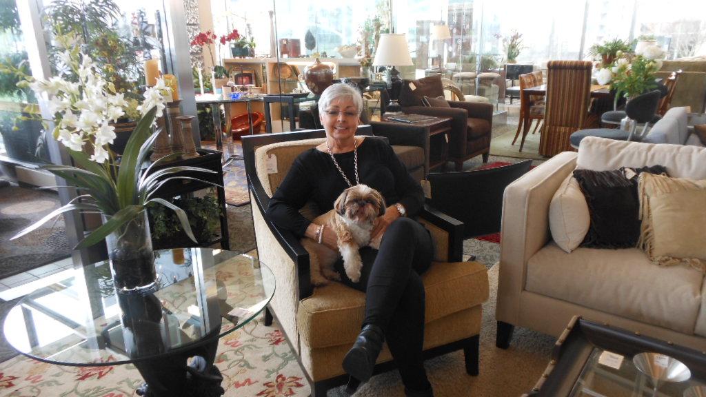 Bellevue S Estate Interiors Is Full Of High End Surprises