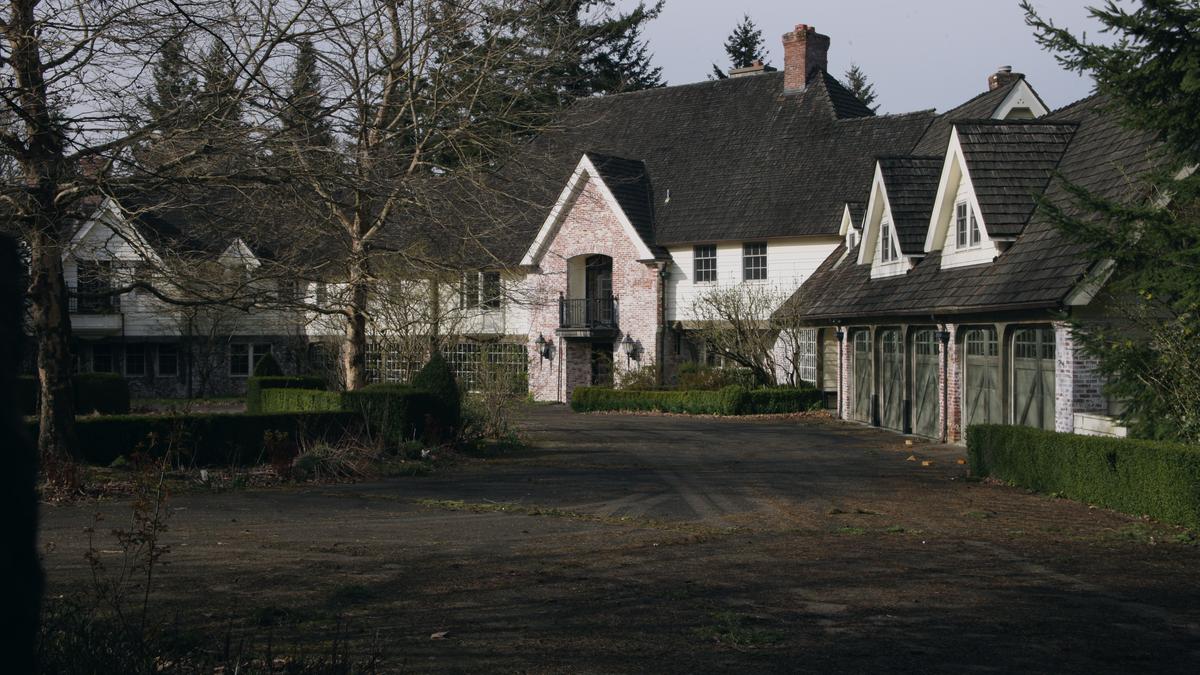 Foreclosure activity skyrockets in Oregon Portland Business Journal