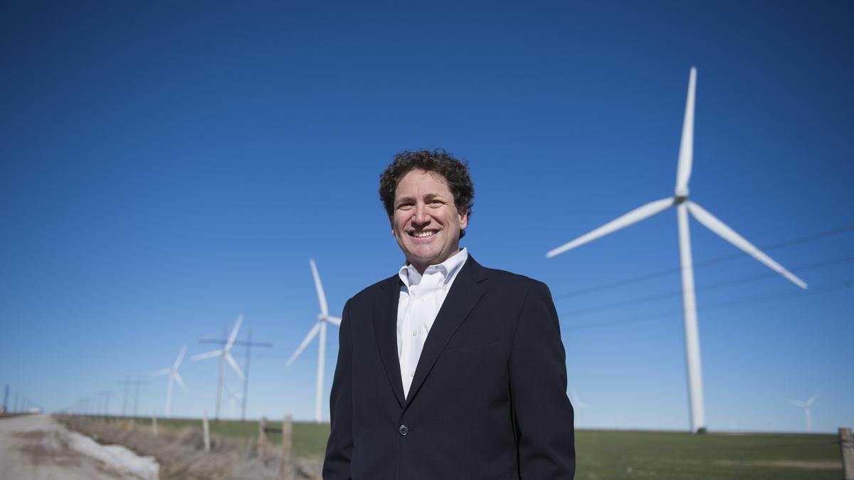 Hogan lawyer leads global energy practice Denver Business Journal